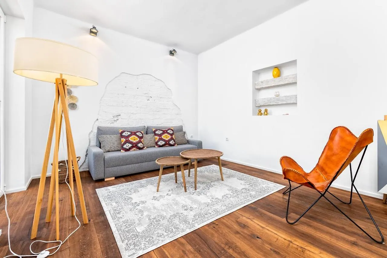 Iloftmalaga Premium Calle Granada location